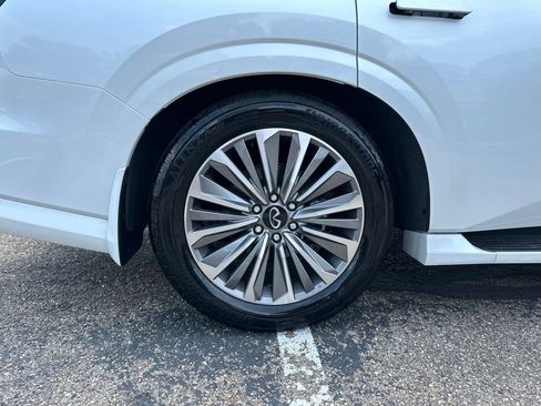 Certified 2026 INFINITI QX80 Luxe w/ Exterior Package AWD/4WD image 19