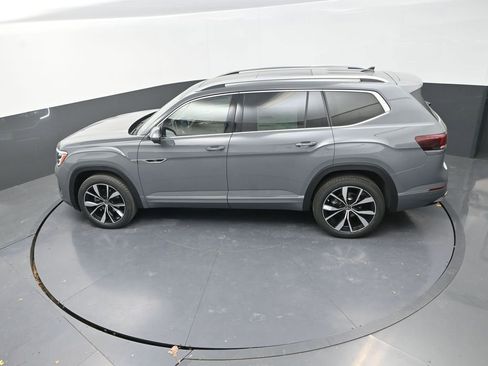 New 2026 Volkswagen Atlas SEL Premium R-Line AWD/4WD image 16