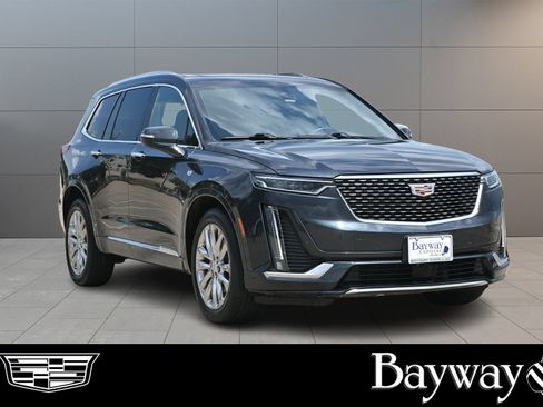 Certified 2023 Cadillac XT6 Premium Luxury w/ Technology Package AWD/4WD image 3