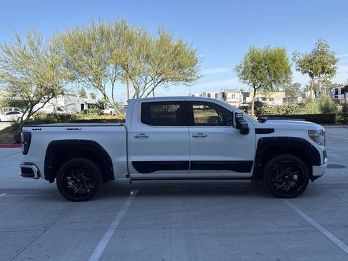 Used 2020 GMC Sierra 1500 Denali w/ Denali Ultimate Package AWD/4WD image 2