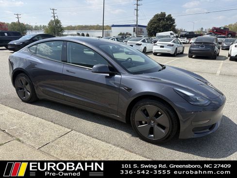 Used 2023 Tesla Model 3 Standard Range image 31