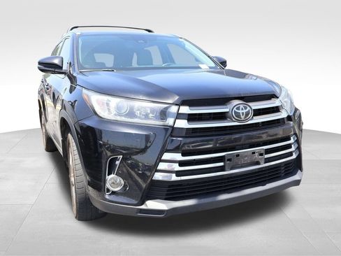 Used 2018 Toyota Highlander Limited AWD/4WD image 13