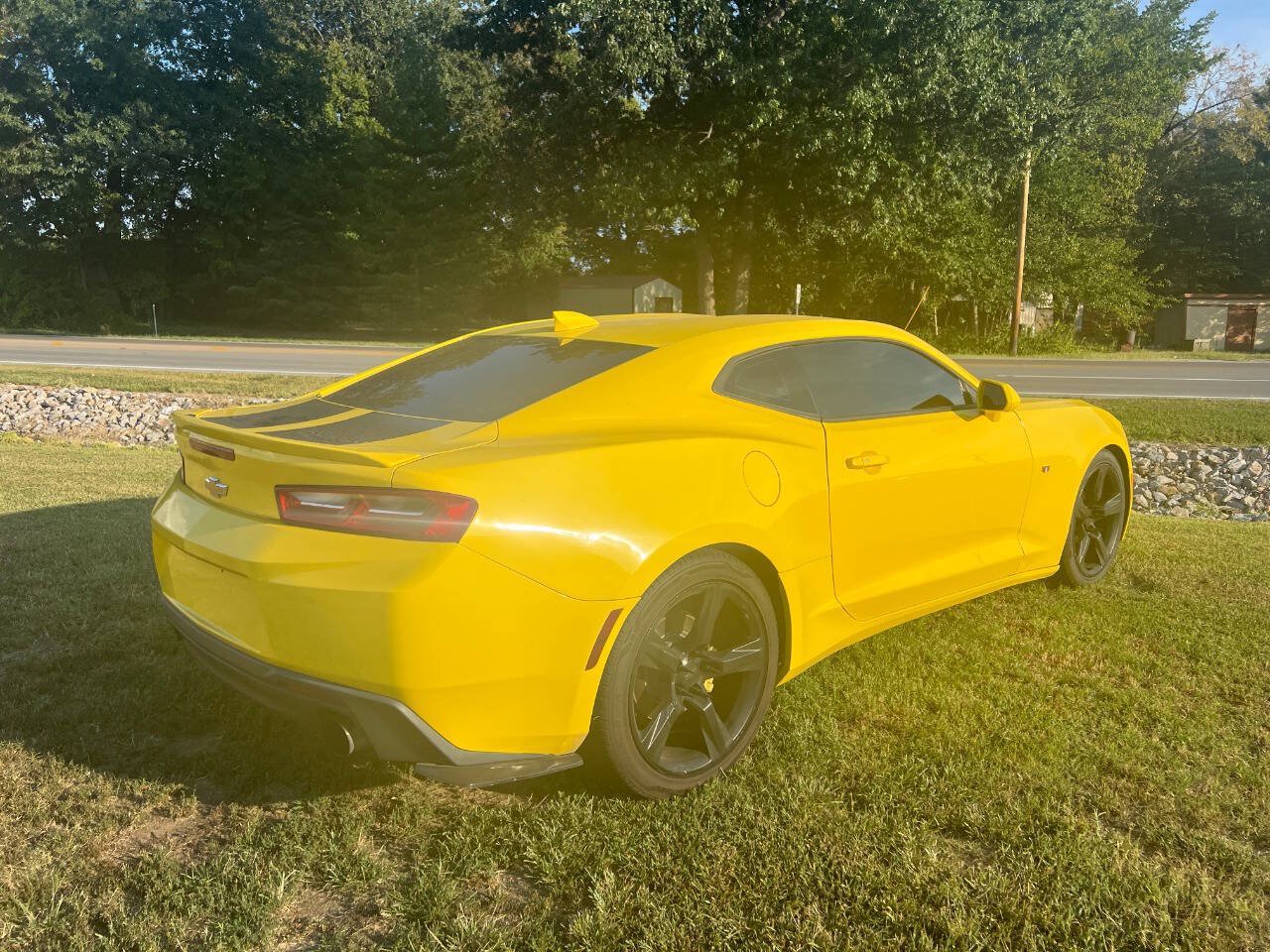Used 2018 Chevrolet Camaro LT w/ RS Package RWD image 5