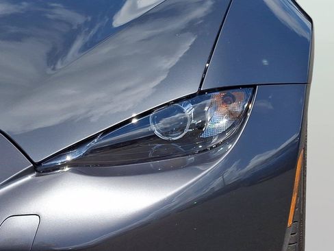 Used 2021 MAZDA MX-5 Miata RF Club RWD image 27