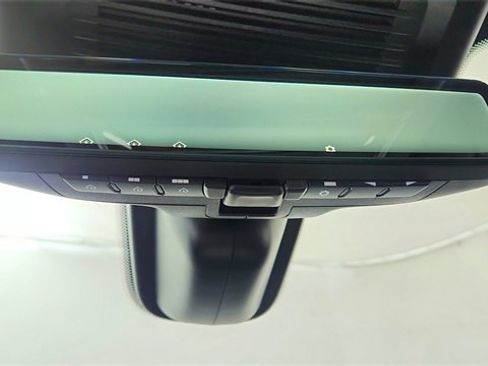 Used 2025 Land Rover Range Rover Sport Dynamic SE image 55