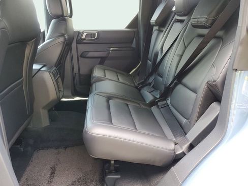 New 2025 Ford Bronco Outer Banks w/ Sasquatch Package AWD/4WD image 12
