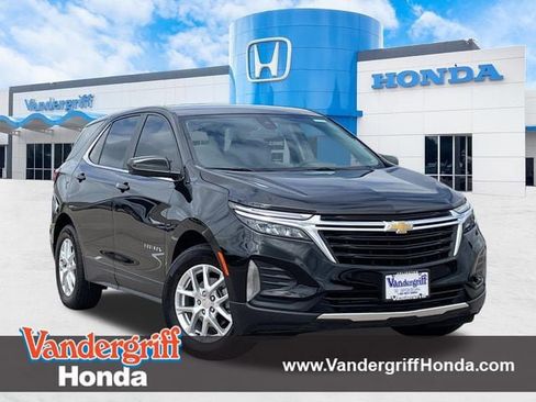 Used 2024 Chevrolet Equinox LT FWD image 1
