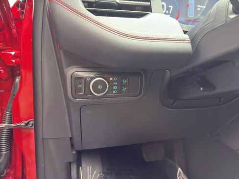 New 2026 Ford Explorer ST-Line w/ ST-Line Street Pack image 20