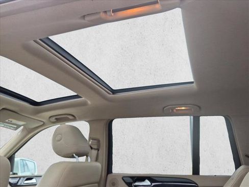 Used 2015 Mercedes-Benz GL 450 4MATIC image 20