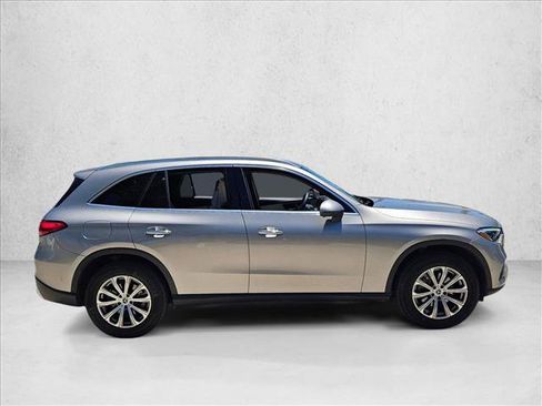 Certified 2023 Mercedes-Benz GLC 300 image 4