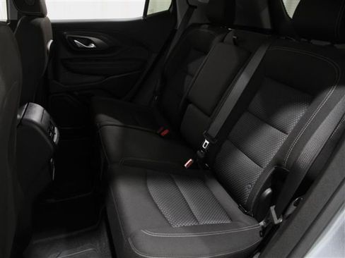 Certified 2024 GMC Terrain SLE AWD/4WD image 18