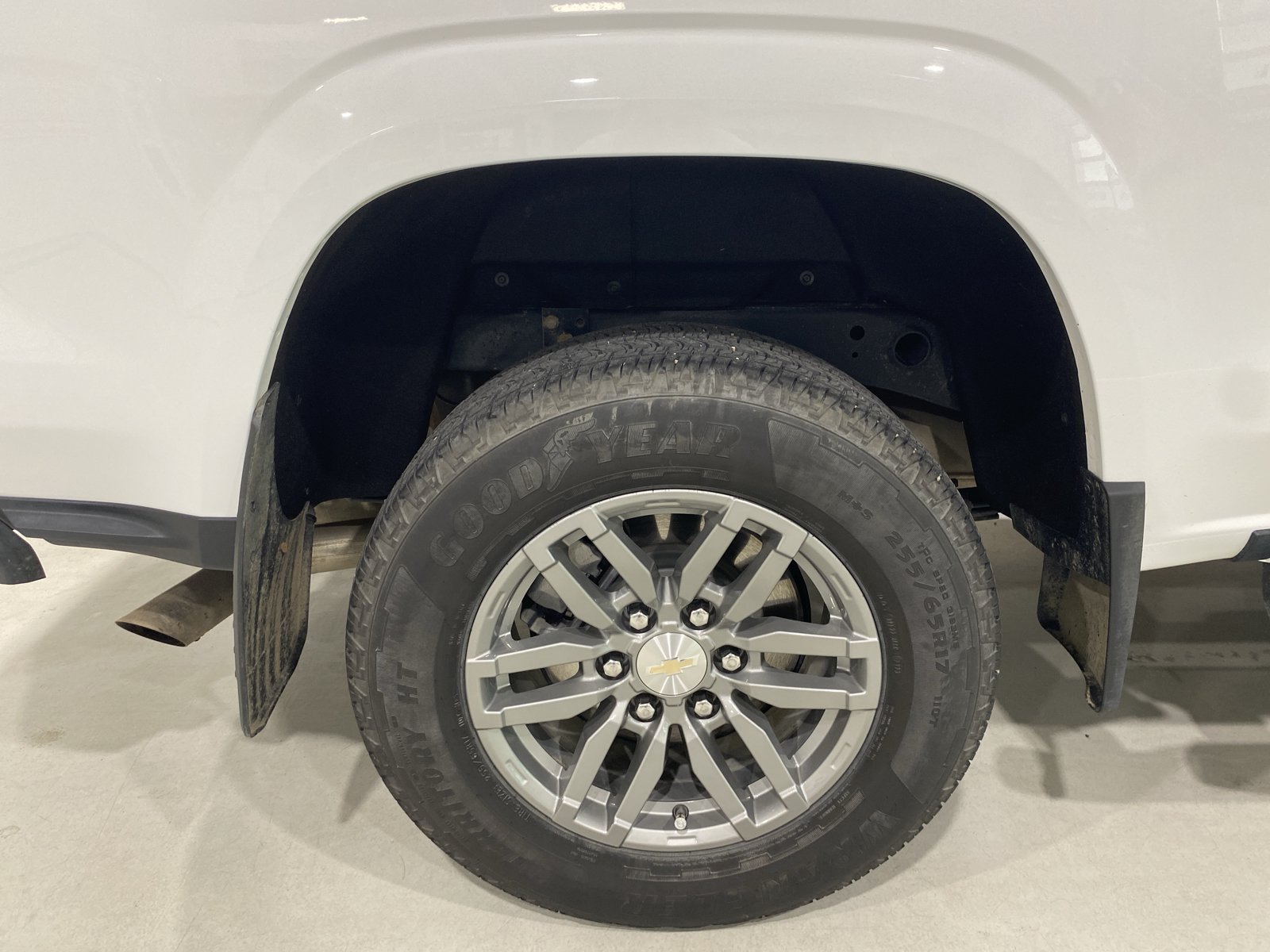 Used 2023 Chevrolet Colorado LT w/ LT Convenience Package II RWD image 5