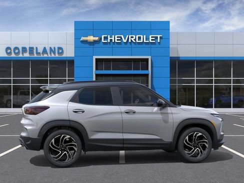 New 2026 Chevrolet TrailBlazer RS w/ Convenience Package FWD image 5