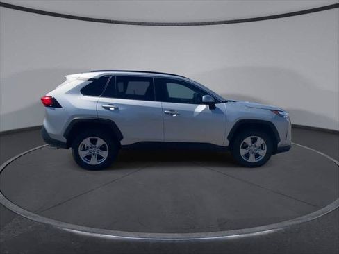 Certified 2025 Toyota RAV4 XLE AWD/4WD image 9