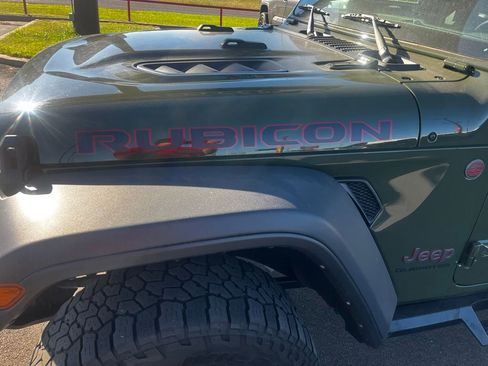 Used 2021 Jeep Gladiator Rubicon image 18