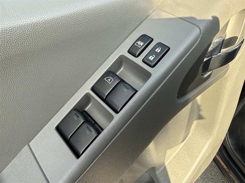 Used 2019 Nissan Frontier SV w/ Value Truck Package image 11