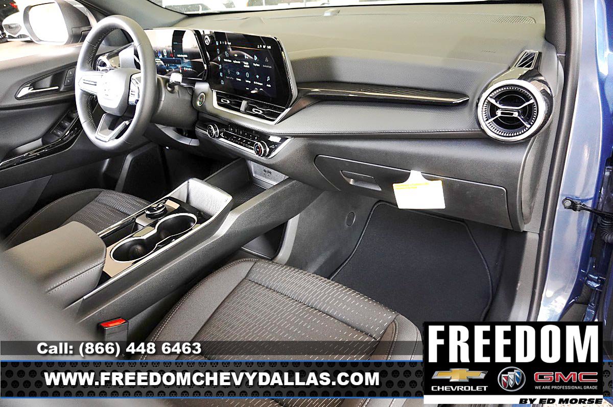 Used 2027 Chevrolet Equinox LT FWD image 12