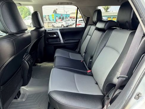 Used 2015 Toyota 4Runner SR5 Premium AWD/4WD image 26