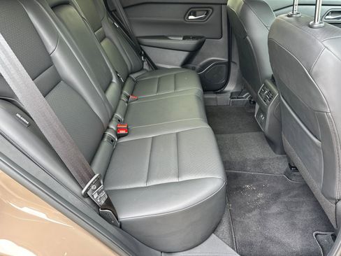 New 2025 Nissan Rogue SV w/ SV Premium Package FWD image 13