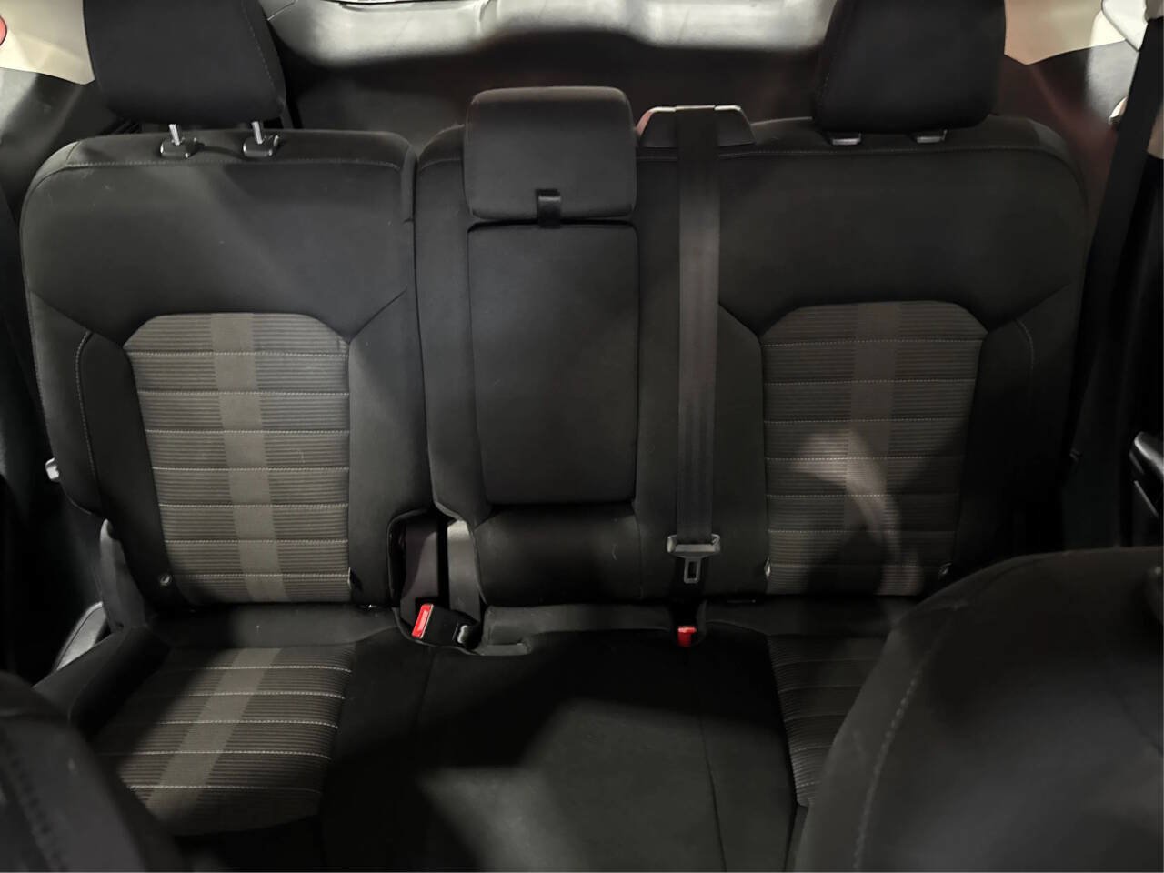 Used 2019 Ford Edge SEL w/ Cargo Accessory Package AWD/4WD image 15