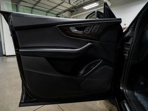 Used 2020 Audi Q8 Premium w/ Black Optic Package image 30