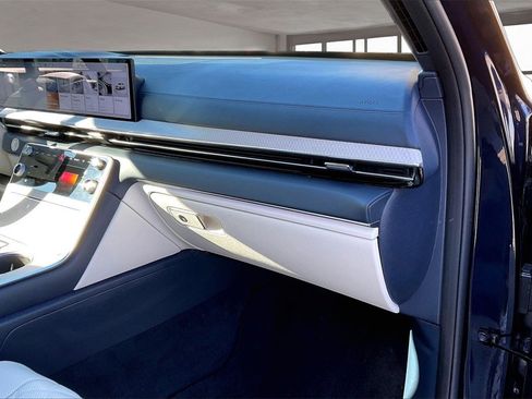 Used 2025 Genesis GV80 3.5T Prestige image 26