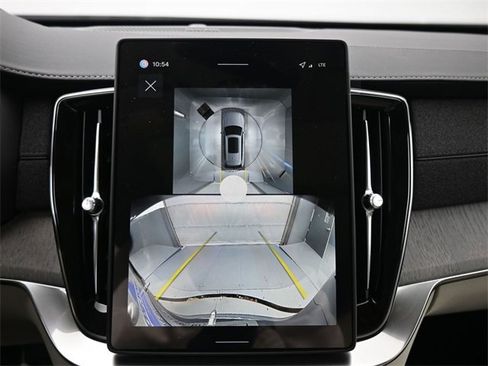 New 2026 Volvo XC90 B6 Ultra image 22