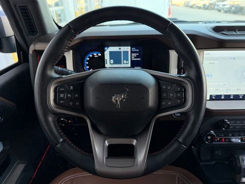 Used 2023 Ford Bronco Heritage Edition image 12