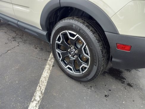 Used 2025 Ford Bronco Sport Outer Banks w/ Outer Banks Tech Package+ image 10