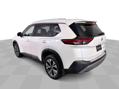 Used 2021 Nissan Rogue SV w/ Premium Package image 42