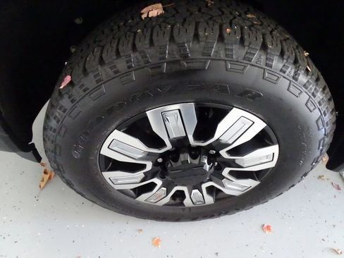 Certified 2024 GMC Sierra 3500 Denali w/ Technology Package image 24