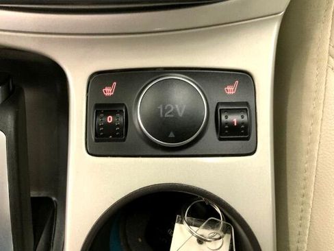 Used 2013 Ford C-MAX SEL image 16