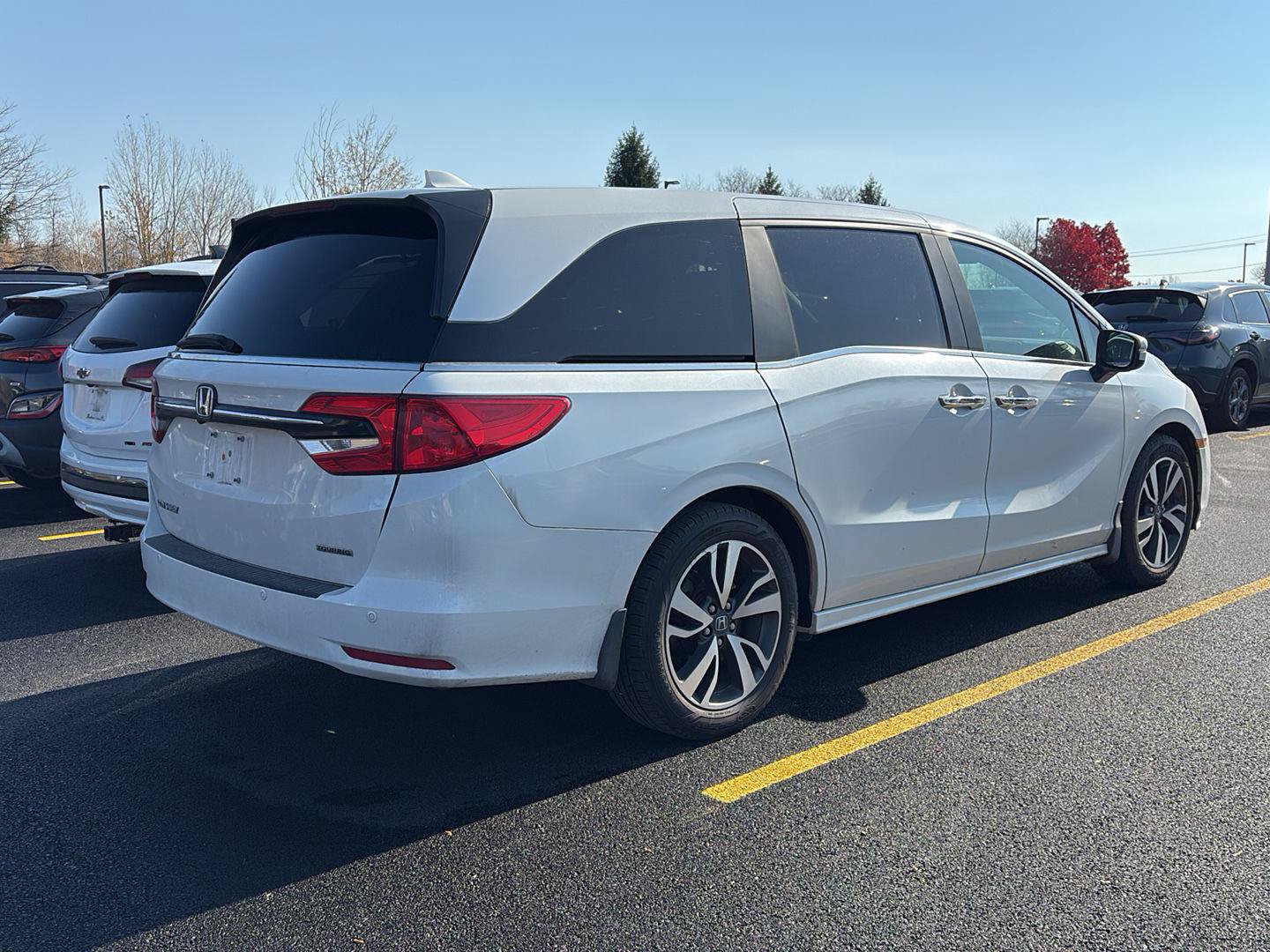 Used 2022 Honda Odyssey Touring image 3