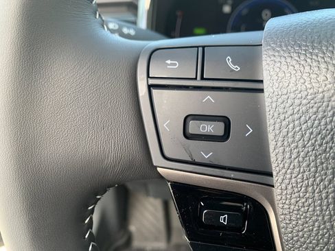 New 2026 Toyota Camry SE image 31