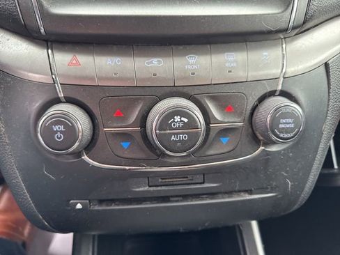 Used 2020 Dodge Journey Crossroad image 18