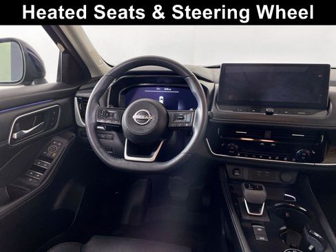 Used 2024 Nissan Rogue Platinum w/ Platinum Premium Package AWD/4WD image 2