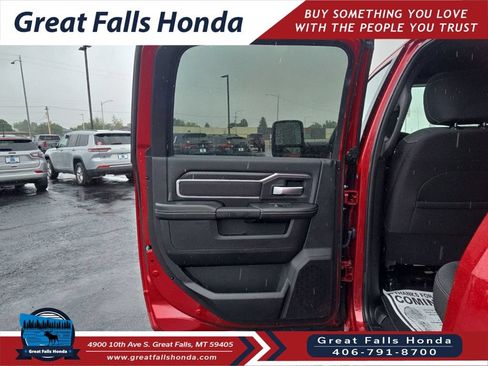 Used 2026 RAM 2500 Big Horn AWD/4WD image 13