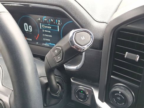 Used 2022 Ford F150 Lariat image 12