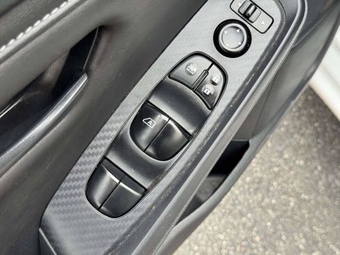 Used 2024 Nissan Sentra S FWD image 14