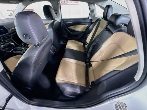 Used 2020 Volkswagen Jetta SEL Premium FWD image 26