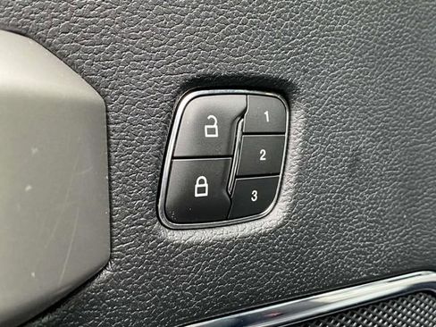 Used 2020 Ford F150 Lariat image 21