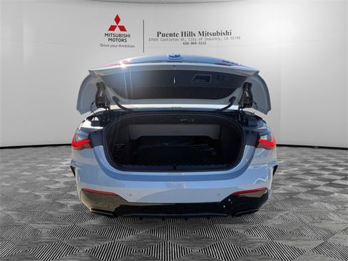 Used 2024 BMW M440i Convertible w/ Premium Package image 9