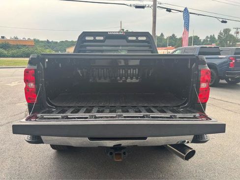 Used 2019 Chevrolet Silverado 2500 LTZ w/ Duramax Plus Package AWD/4WD image 8