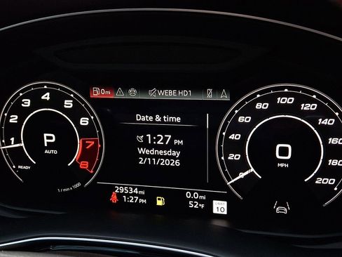 Certified 2024 Audi RS Q8 image 3