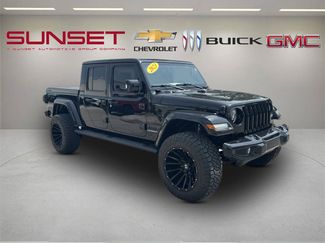 Used 2023 Jeep Gladiator Overland AWD/4WD video 1