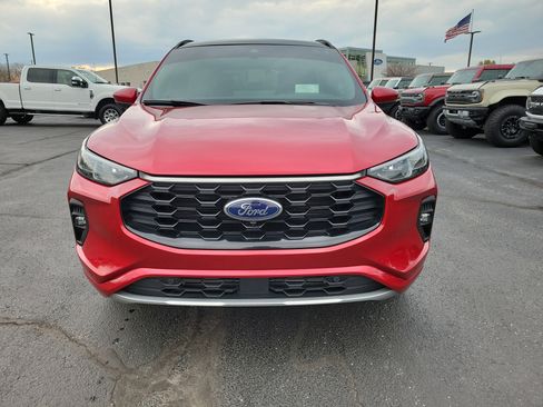 Used 2024 Ford Escape ST-Line Elite w/ Premium Technology Package image 6