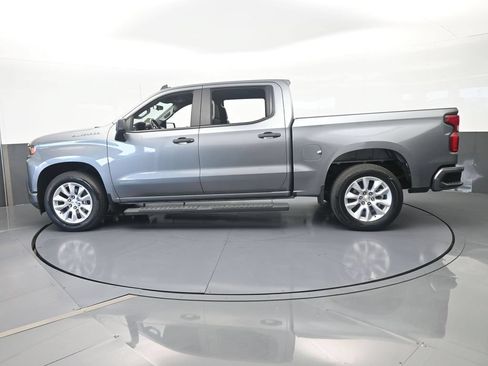 Used 2021 Chevrolet Silverado 1500 Custom RWD image 3
