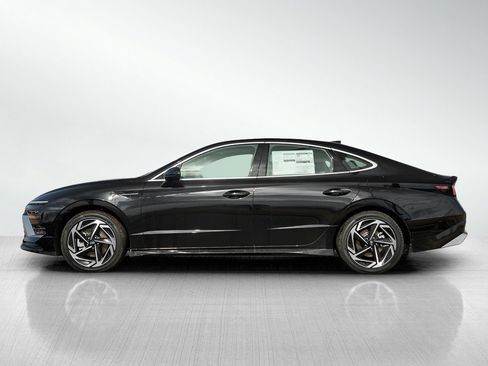 New 2026 Hyundai Sonata SEL FWD image 4
