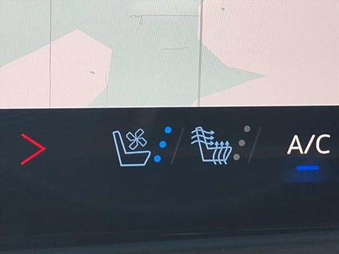 New 2026 Chevrolet Suburban High Country image 19