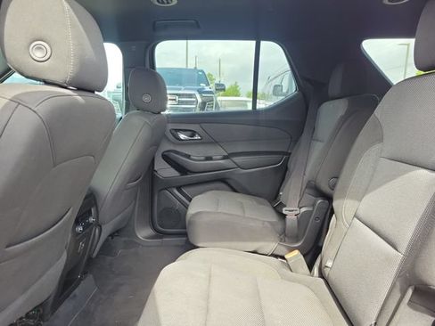 Used 2023 Chevrolet Traverse LT FWD image 20